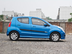 2010款1.0L 自动炫酷版 整体外观