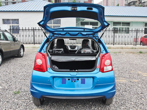 2010款1.0L 自动炫酷版 空间座椅