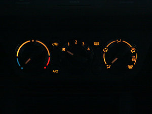 20111.5L ք\Ӱ п؅^