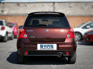 2011款1.5L 自动运动影音版 整体外观