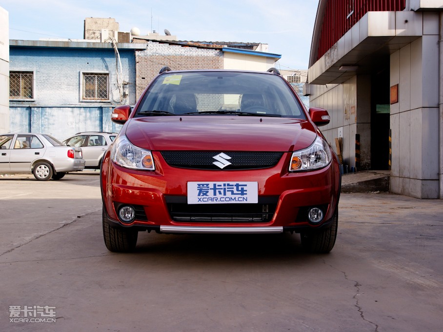 2011ZSX4Ɏ 1.6L ք\