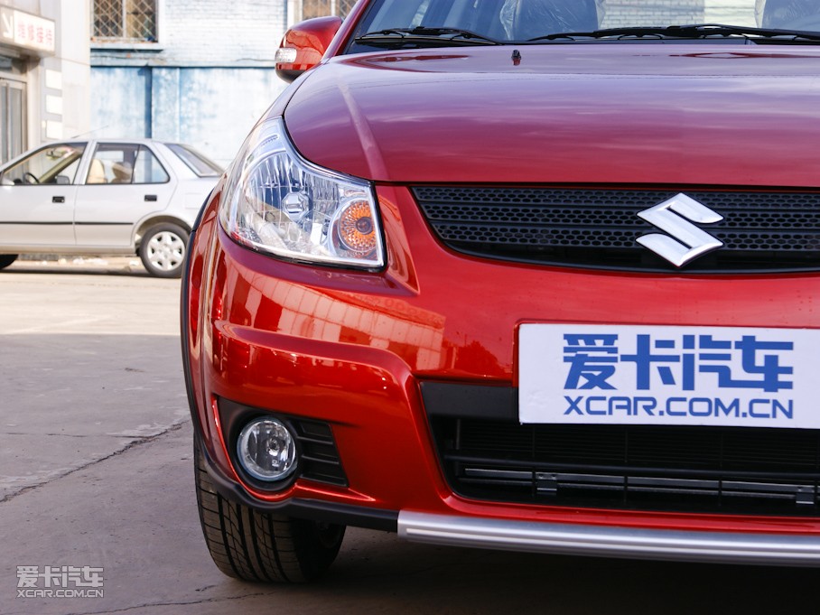 2011ZSX4Ɏ 1.6L ք\