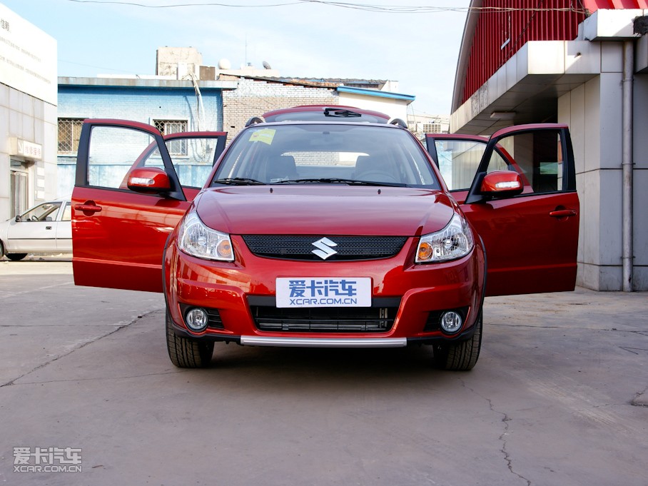 2011ZSX4Ɏ 1.6L ք\