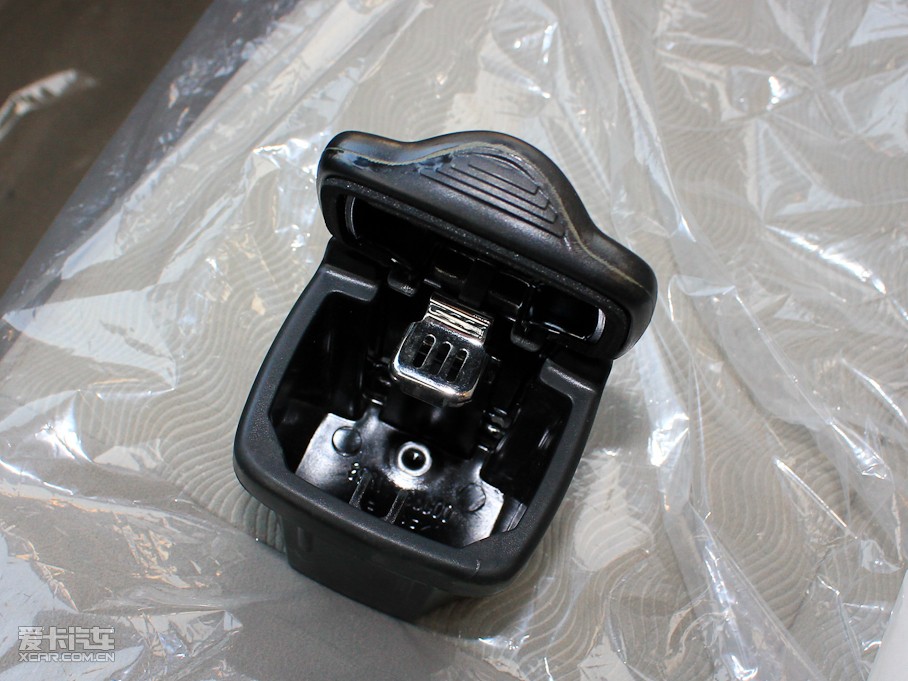 2011ZSX4Ɏ 1.6L Ԅ`Ӱ