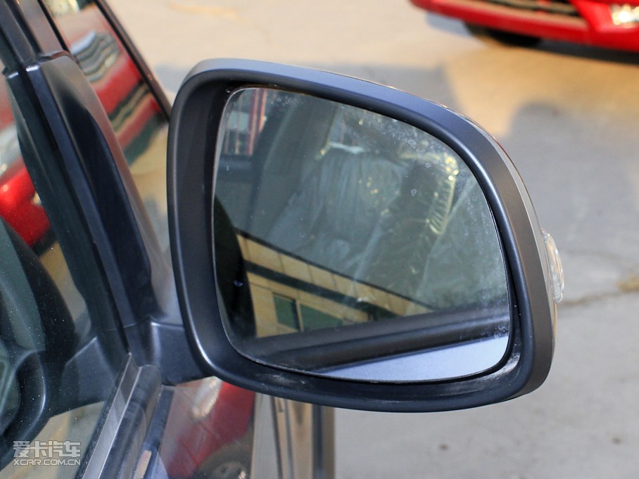 2011ZSX4Ɏ 1.6L Ԅ`Ӱ