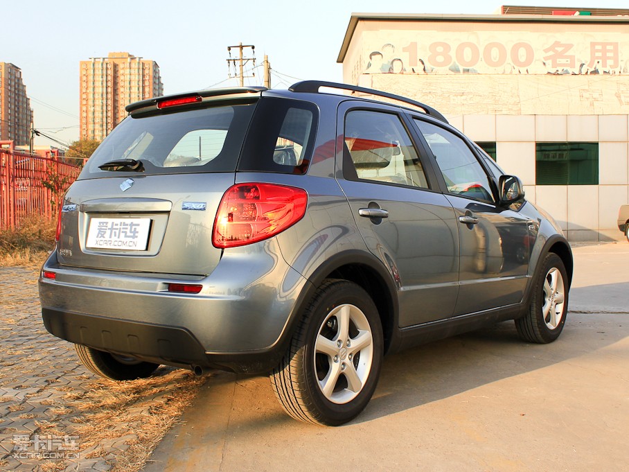 2011ZSX4Ɏ 1.6L Ԅ`Ӱ