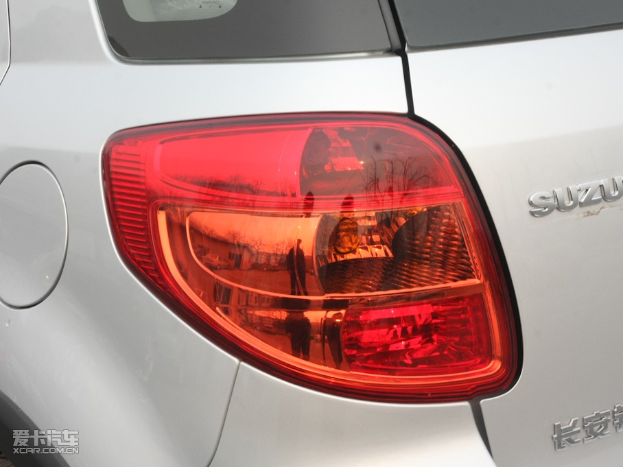 2011ZSX4Ɏ 1.6L Ԅ`Ӱ