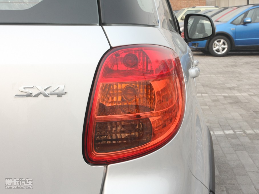 2011ZSX4Ɏ 1.6L Ԅ`Ӱ