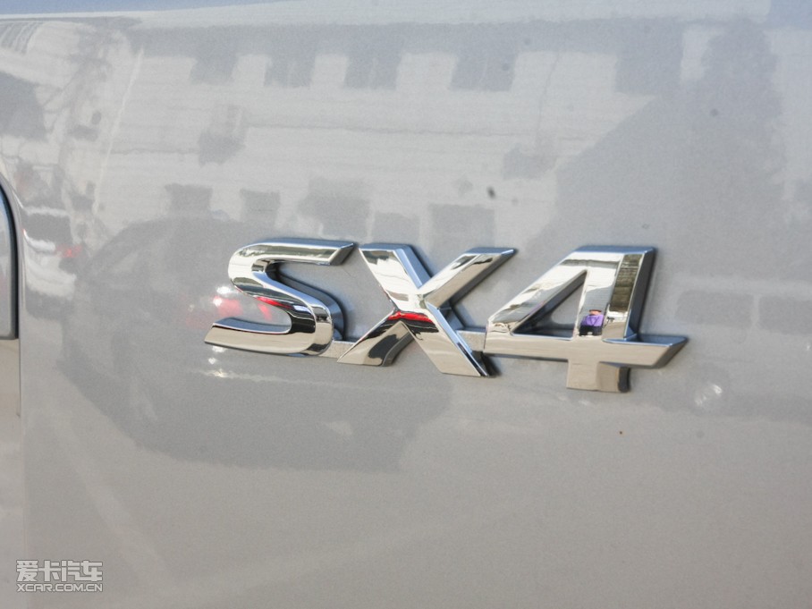 2011ZSX4Ɏ 1.6L Ԅ`Ӱ
