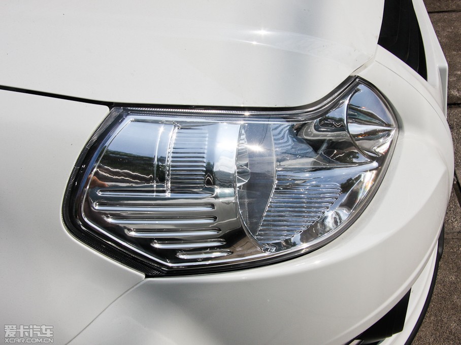 2011ZSX4Ɏ 1.6L ք`Ӱ