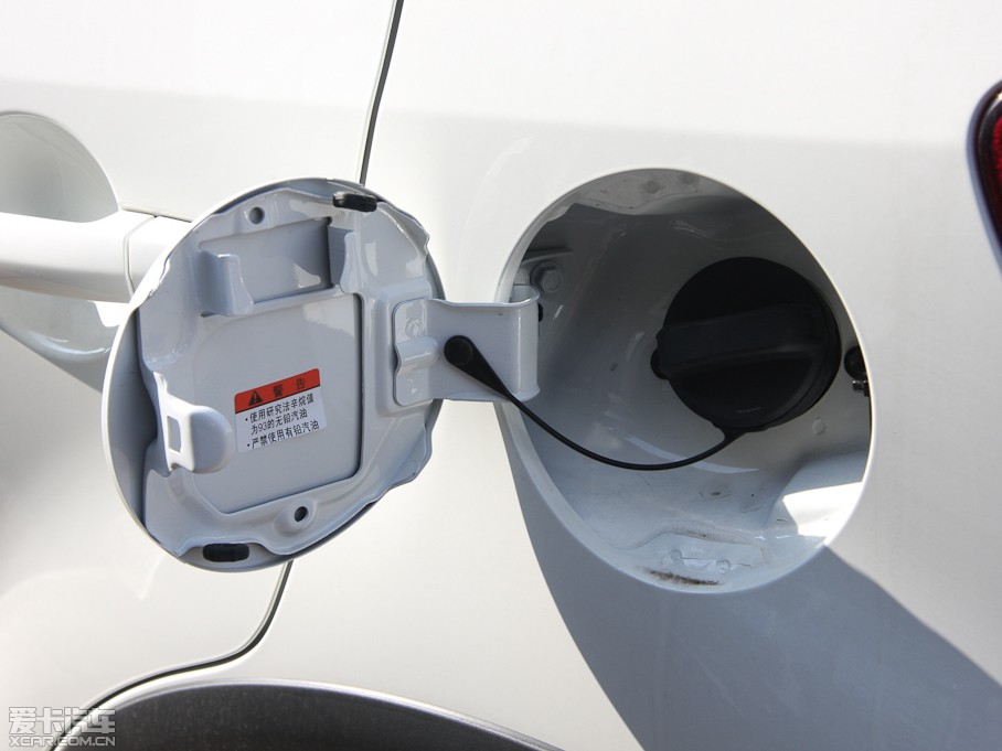 2011ZSX4Ɏ 1.6L ք`Ӱ