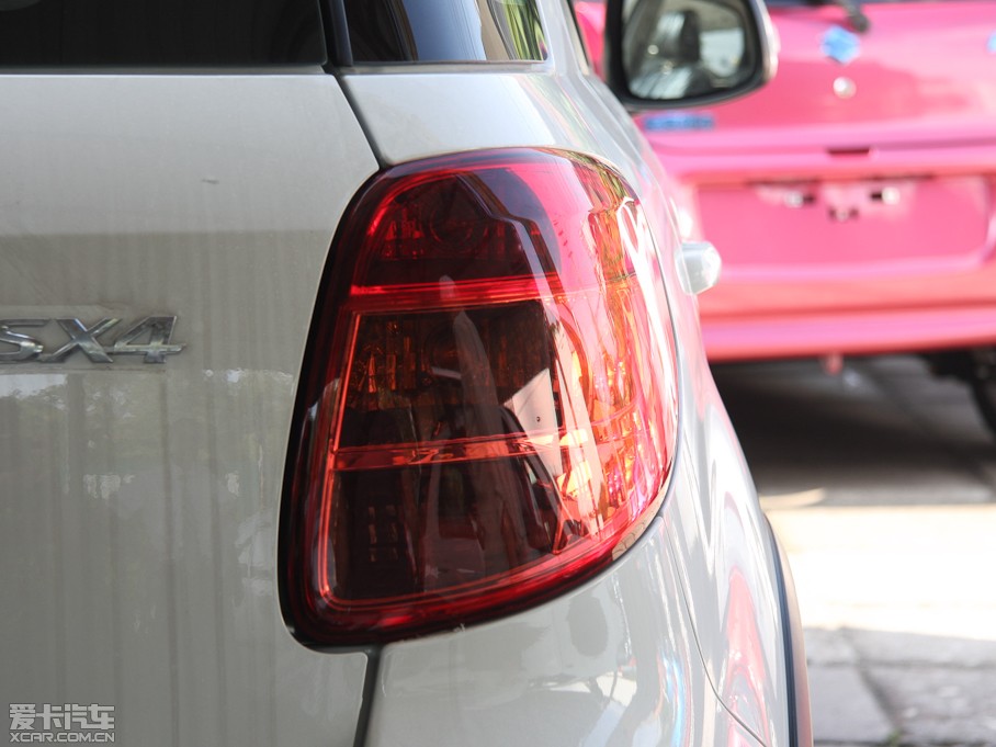 2011ZSX4Ɏ 1.6L ք`Ӱ