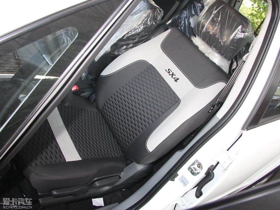 2011ZSX4Ɏ 1.6L ք`Ӱ