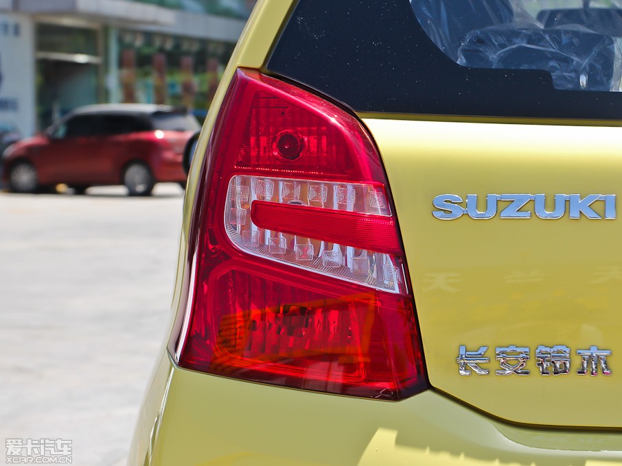 2013��W�� 1.0L �ք����m��