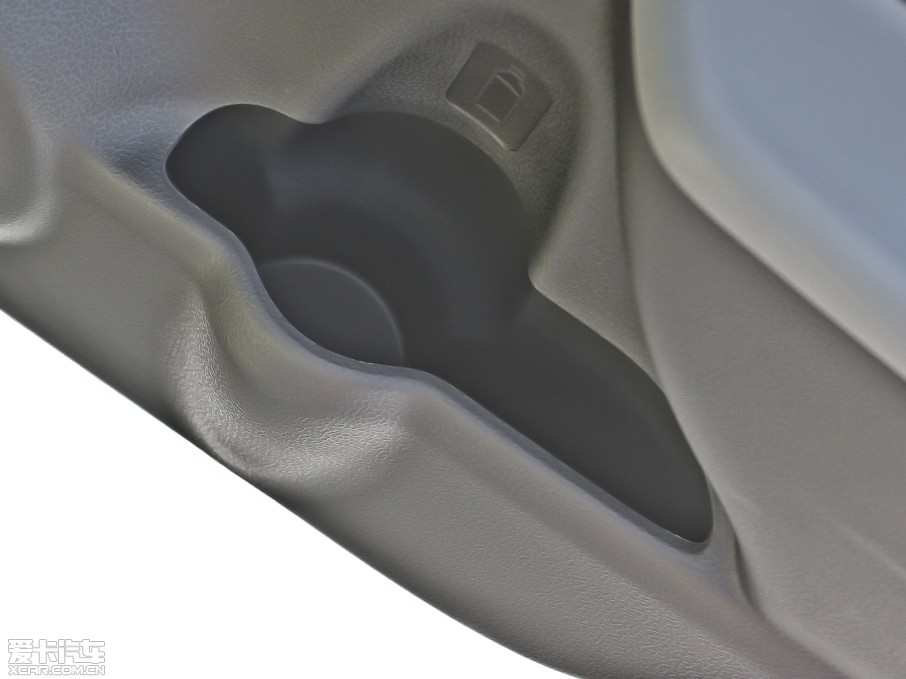 2013��W�� 1.0L �ք����m��