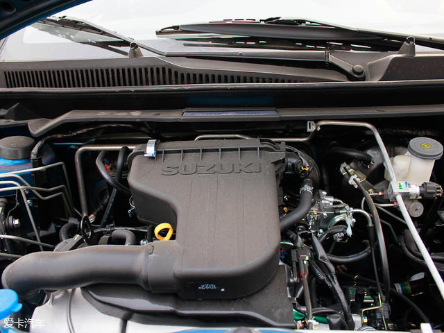 長(zhǎng)安鈴木2013款?yuàn)W拓