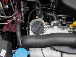 2013款1.0L 自动炫酷版 其它
