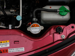 2013款1.0L 自动炫酷版 其它