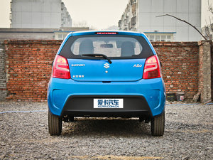2013款1.0L 自动豪华版 正后	