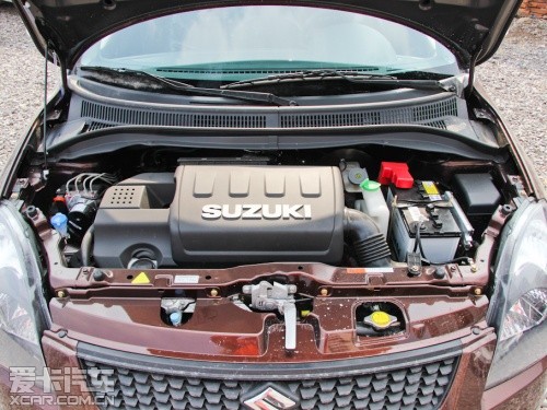 長安鈴木2013款雨燕