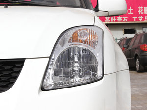2013款1.3L 手动超值版 大灯