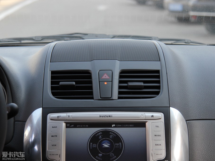 2013�����ZSX4�Ɏ� ���J 1.6L �Ԅ�20����3G���ܰ�