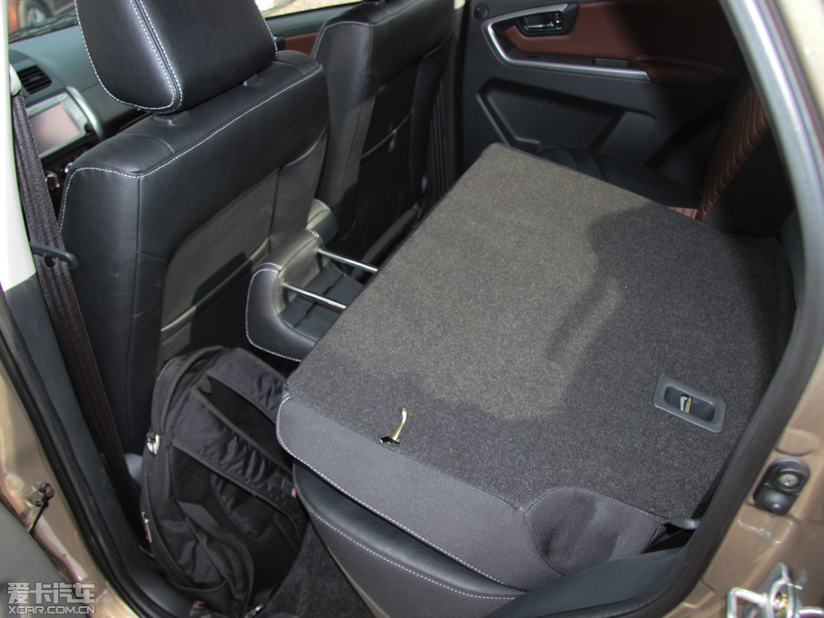 2013�����ZSX4�Ɏ� ���J 1.6L �ք�20����3G���ܰ�