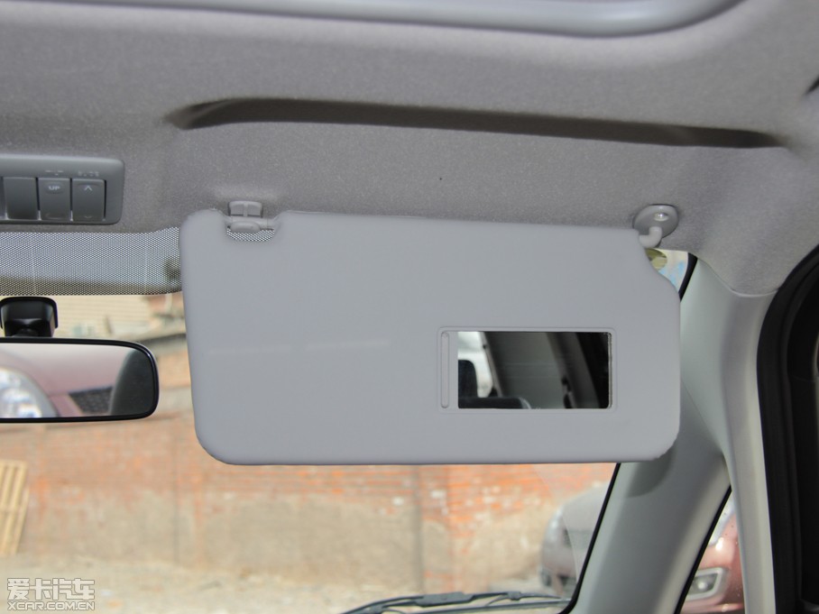 2013�����ZSX4�Ɏ� ���J 1.6L �ք�20����3G���ܰ�