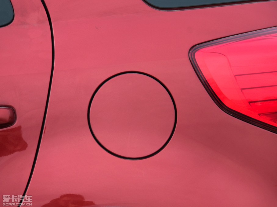 2013ZSX4Ɏ J 1.6L Ԅ`Ӱ