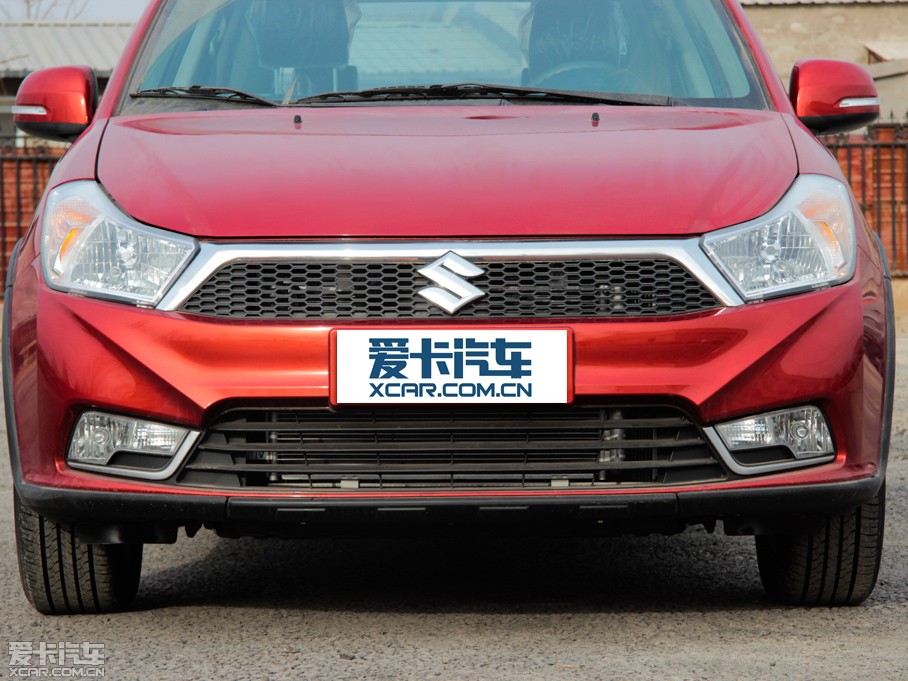 2013�����ZSX4�Ɏ� ���J 1.6L �Ԅ��`�Ӱ�