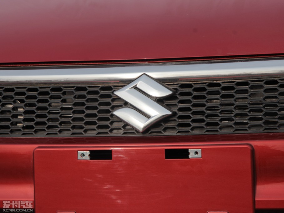 2013�����ZSX4�Ɏ� ���J 1.6L �Ԅ��`�Ӱ�