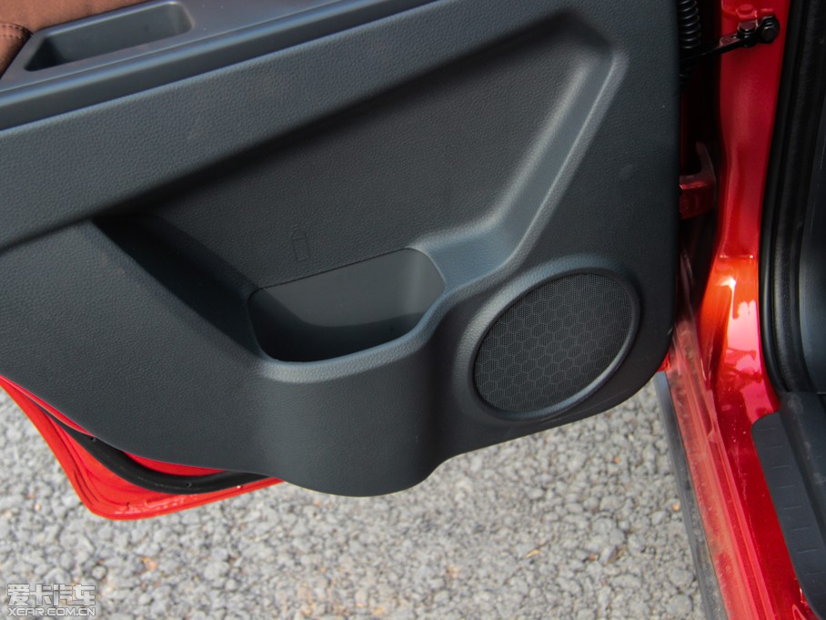 2013ZSX4Ɏ J 1.6L Ԅ`Ӱ