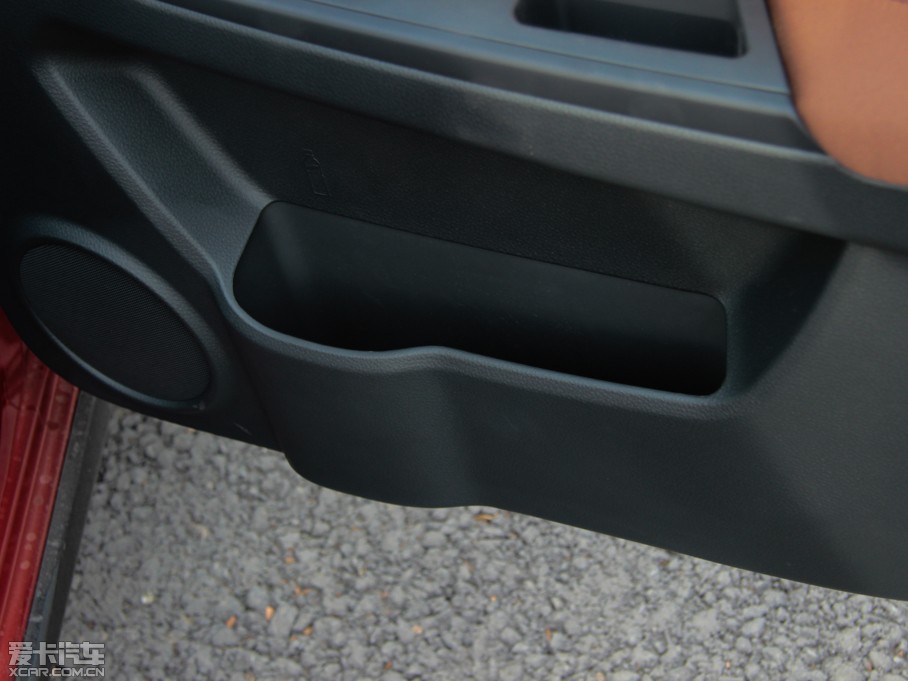 2013ZSX4Ɏ J 1.6L Ԅ`Ӱ