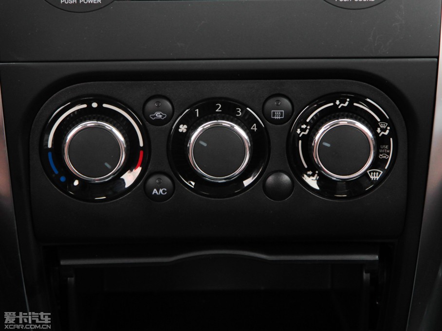 2013�����ZSX4�Ɏ� ���J 1.6L �Ԅ��`�Ӱ�