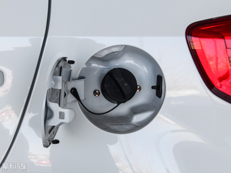 2013Z(y)SX4Ɏ 1.6L Ԅ(dng)J