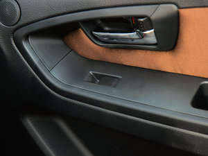 2013J 1.6L Ԅ(dng)`(dng) g