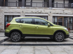 長安鈴木2014款鋒馭