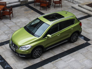 2014款1.6L CVT尊贵型 四驱 整体外观