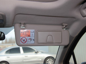 2014款1.6L 手动精英型 两驱 空间座椅