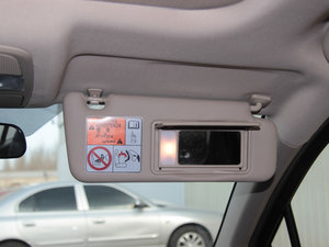 2014款1.6L 手动精英型 两驱 空间座椅