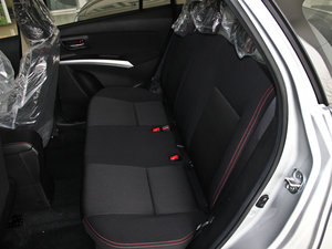 2014款1.6L 手动进取型 两驱 后排座椅