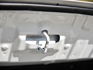 2014款1.6L CVT尊贵型 四驱 其它
