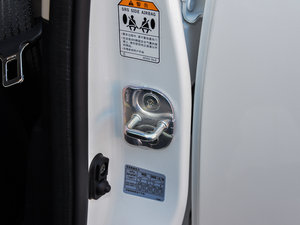 2014款1.6L CVT尊贵型 四驱 其它