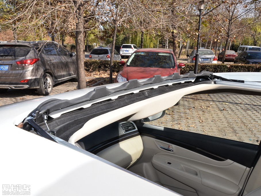 2015��� 1.6L �ԄӘ�����