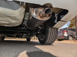 長安鈴木2015款啟悅