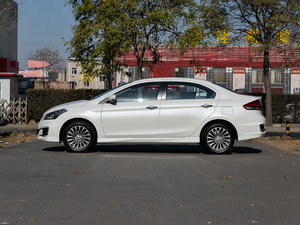 2015款1.6L 自动乐享型 正侧（左）