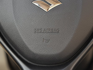 20151.6L Զ п