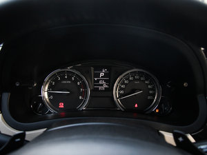 2015款1.6L 自动尊享型 仪表