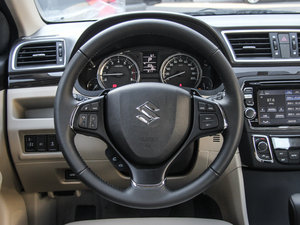 2015款1.6L 自动尊享型 方向盘