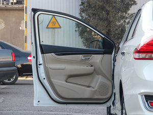 2015款1.6L 自动尊享型 驾驶位车门